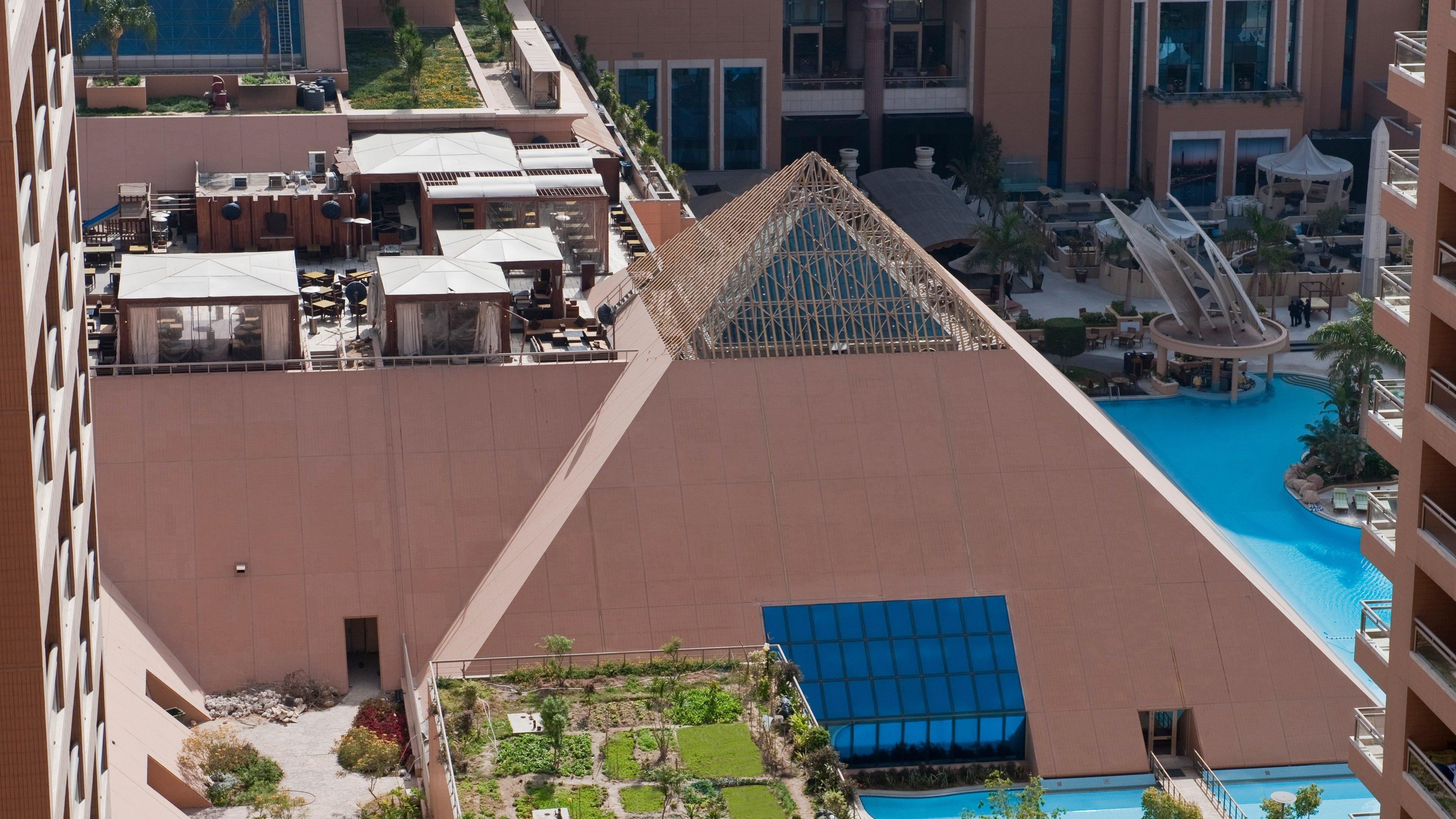 Staybridge & - Citystars By Ihg Aparthotel Cairo